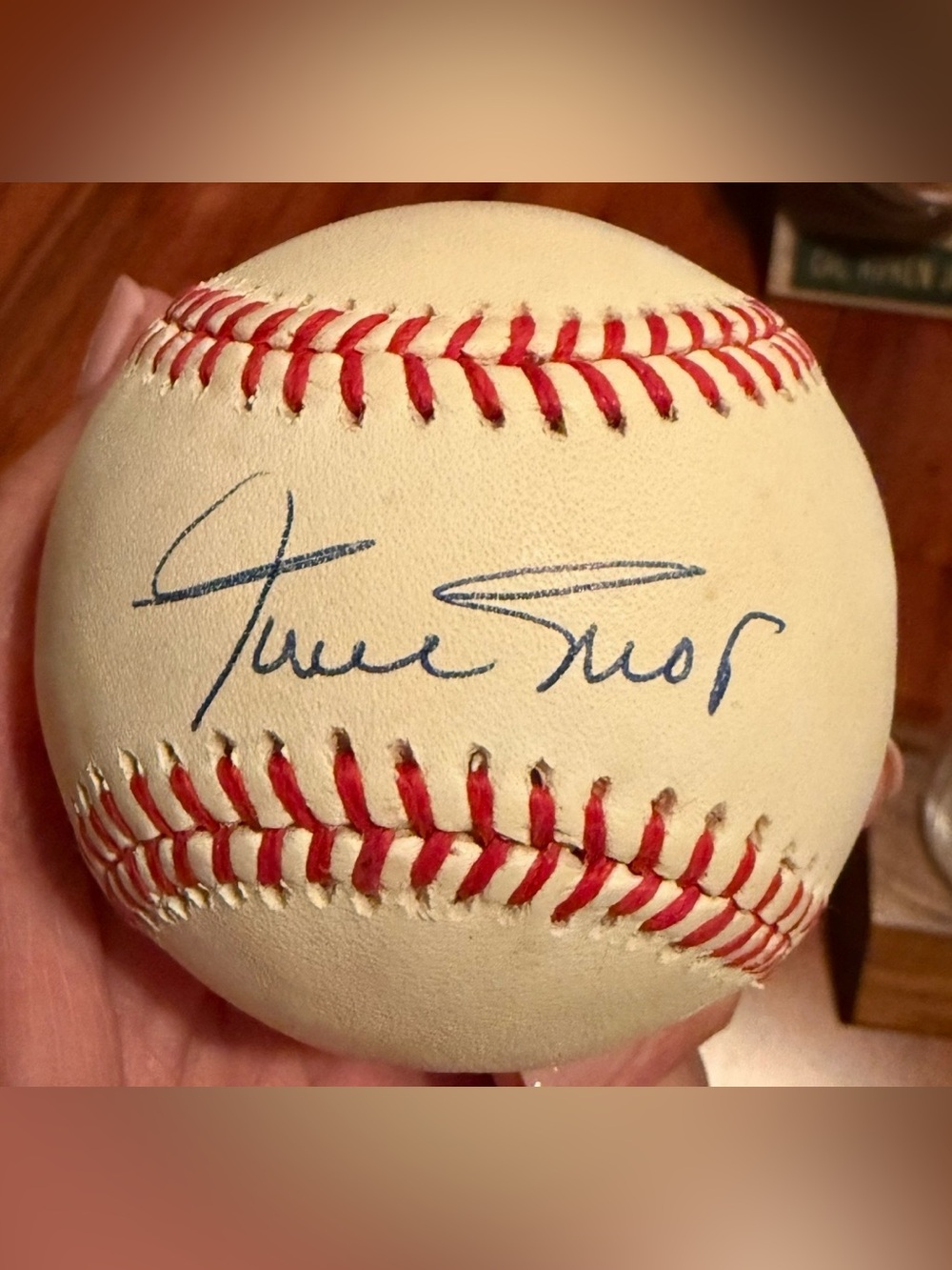 Willie Mays Autographed Baseball - Vintage Americana Memorabilia COA #6808